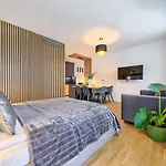 Inpoint G15 Near Old Town&kazimierz District&optional Paid Parking