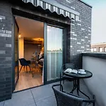 Inpoint G15 Near Old Town&kazimierz District&optional Paid Parking Hotel apartamentowy Kraków