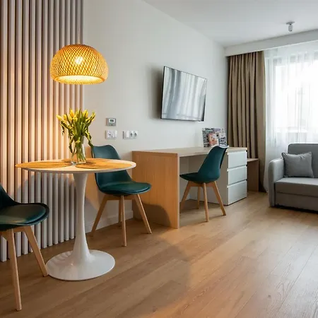 アパートホテル Inpoint G15 Near Old Town & Kazimierz District & Parking Option