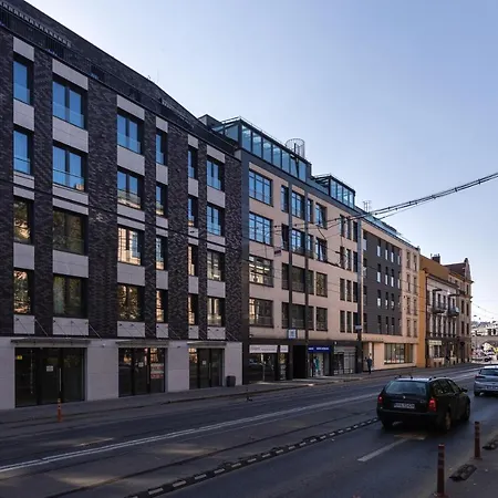 Inpoint G15 Near Old Town & Kazimierz District & Optional Paid Parking 4*