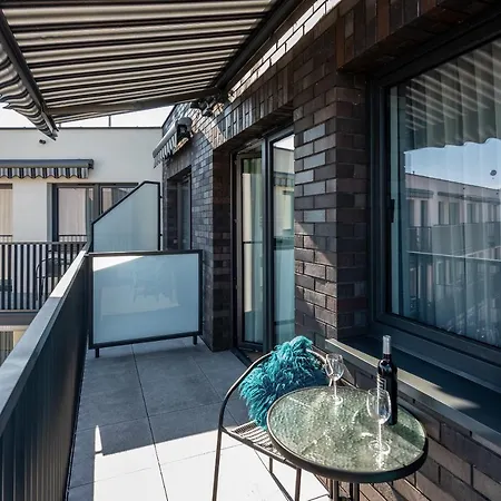 Inpoint G15 Near Old Town & Kazimierz District & Optional Paid Parking 4*