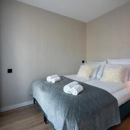 Inpoint G15 Near Old Town & Kazimierz District & Parking Option Aparthotel Krakow