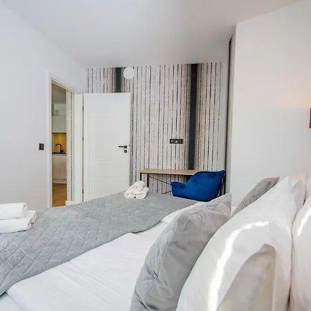 アパートホテル Inpoint G15 Near Old Town & Kazimierz District & Parking Option *