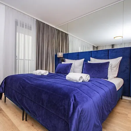 Ξενοδοχείο με διαμερίσματα Inpoint G15 Near Old Town & Kazimierz District & Optional Paid Parking 4*