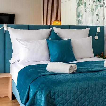 Inpoint G15 Near Old Town & Kazimierz District & Optional Paid Parking מלון דירות 4*