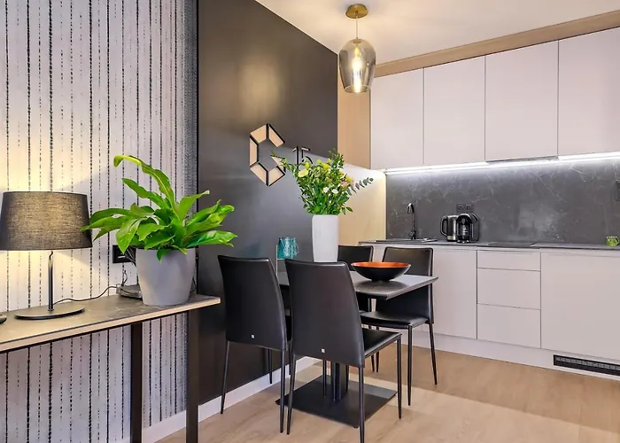 Apartahotel Inpoint G15 Near Old Town & Kazimierz District & Optional Paid Parking