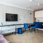 Inpoint G15 Near Old Town & Kazimierz District & Optional Paid Parking 4*