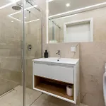 Inpoint G15 Near Old Town & Kazimierz District & Optional Paid Parking מלון דירות 4*