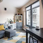 Inpoint G15 Near Old Town & Kazimierz District & Optional Paid Parking מלון דירות
