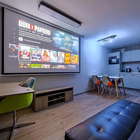 Inpoint G15 Near Old Town & Kazimierz District & Optional Paid Parking