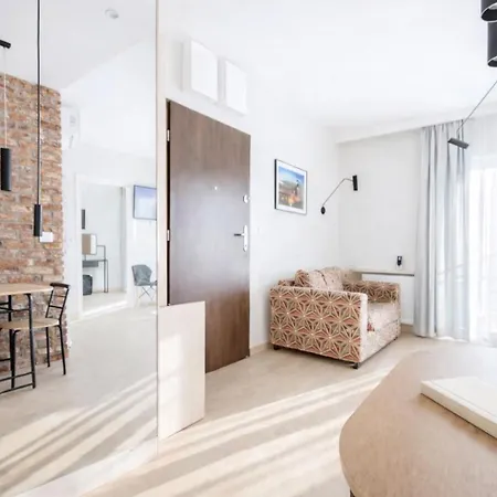 Inpoint G15 Near Old Town & Kazimierz District & Optional Paid Parking Appart hôtel 4*